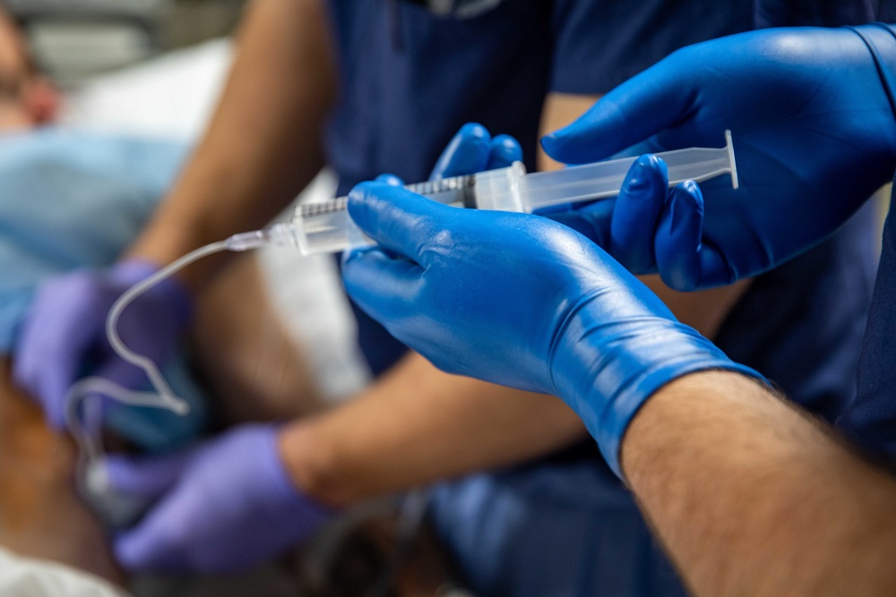 Fleet Surgical Team 4 role-two capabilities aboard USS Arlington