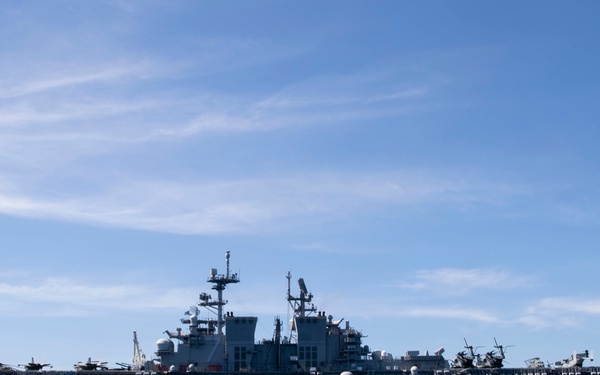 USS TRIPOLI BOAT OPS