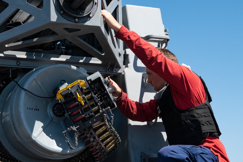 Coast Guard Cutter Hamilton conducts gunnery exercise while underway in the Atlantic Ocean