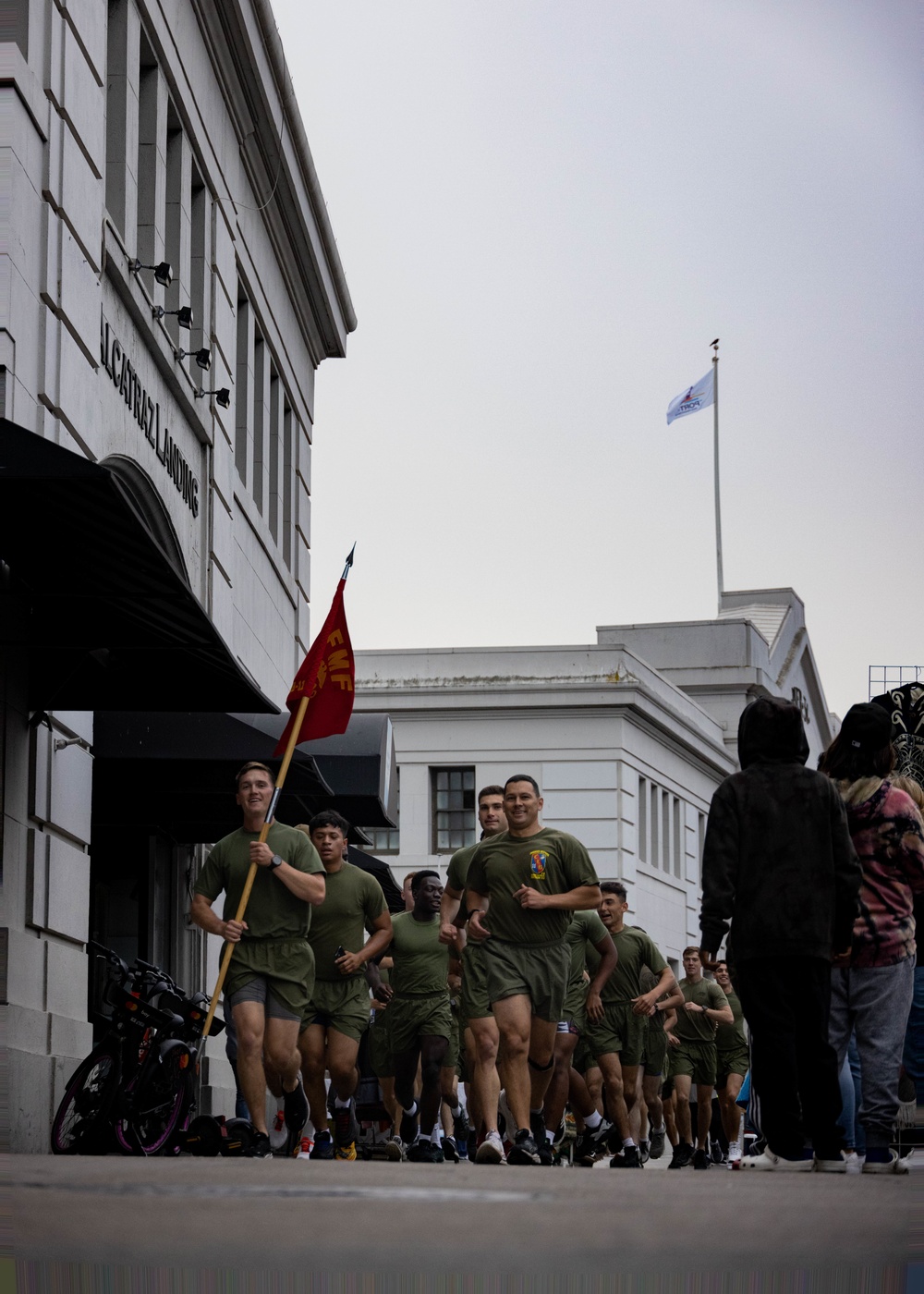 DVIDS Images San Francisco Fleet Week Bridge to Bridge Run [Image