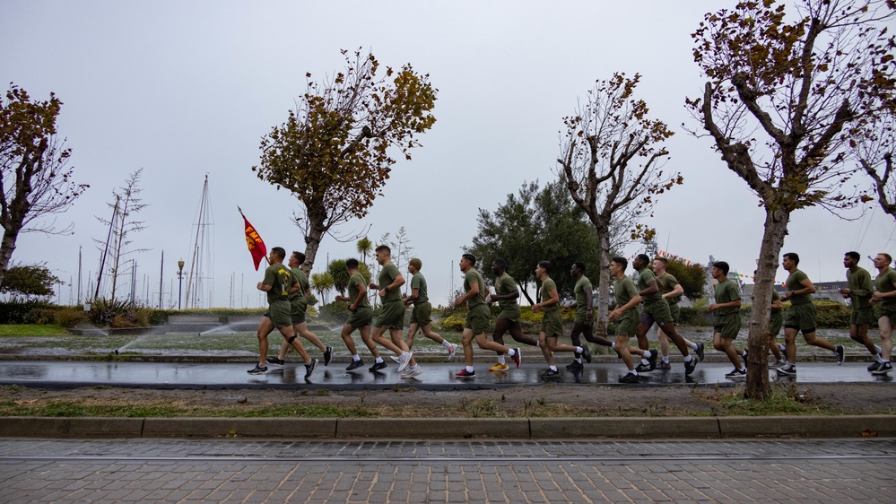 DVIDS Images San Francisco Fleet Week Bridge to Bridge Run [Image