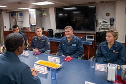 CSG11 Commander Meets with Decatur Leadership