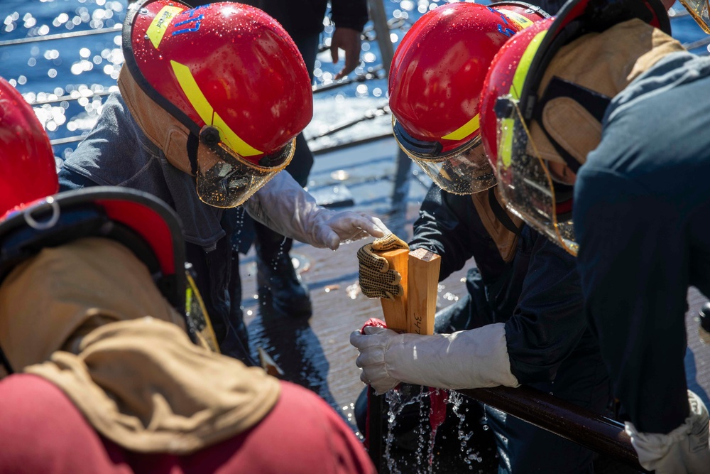 USS Farragut (DDG 99) Daily Operations