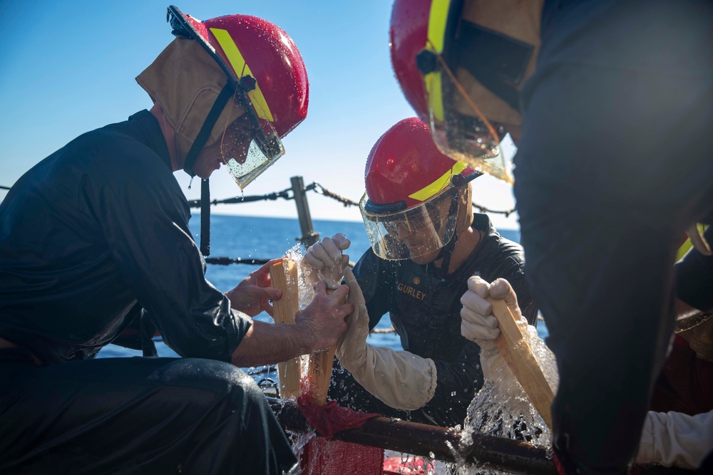 USS Farragut (DDG 99) Daily Operations