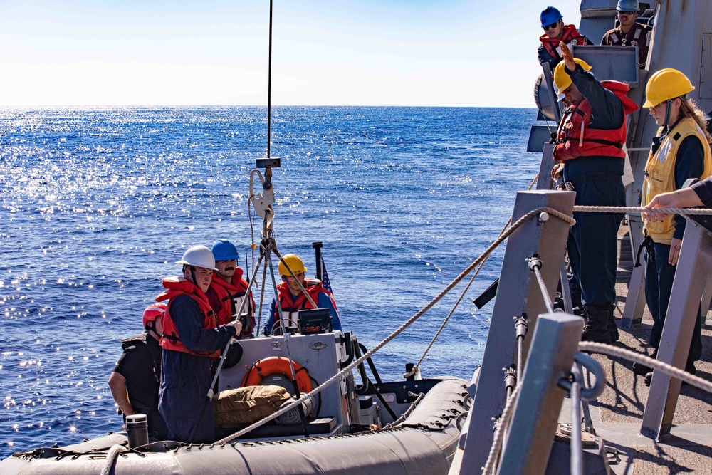 USS Truxtun (DDG 103) Daily Operations