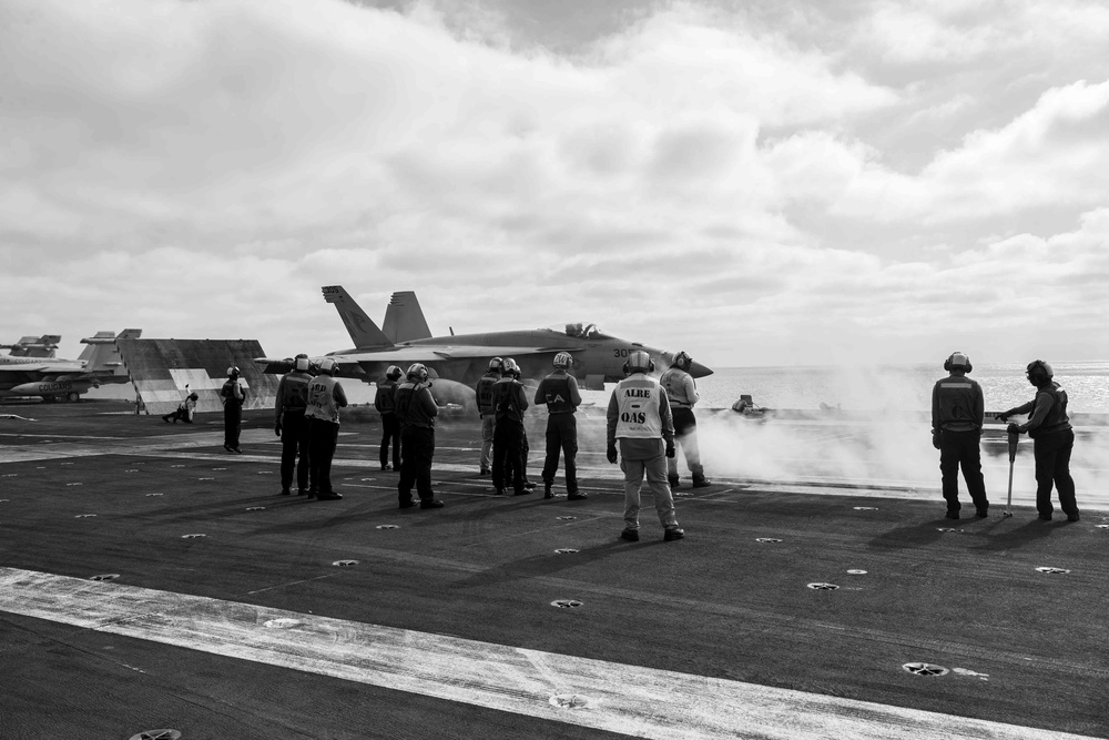 F/A-18E Super Hornet Prepares To Launch