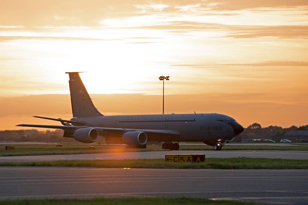 F-15E Strike Eagle’s utilize RAF Mildenhall for deployment swap
