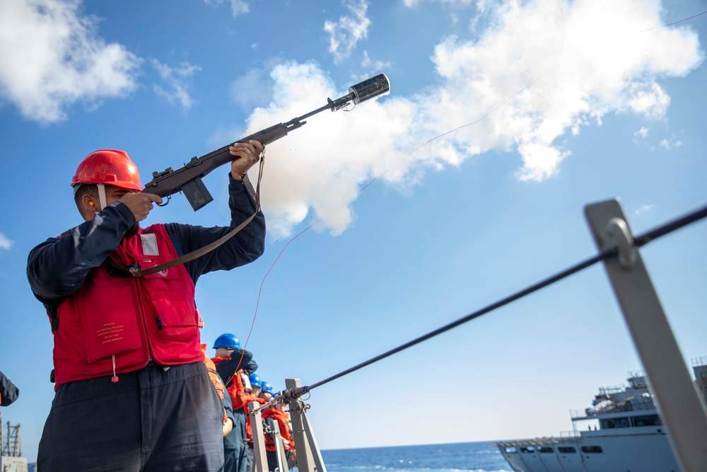 USS Farragut (DDG 99) Performs Replenishment-at-Sea