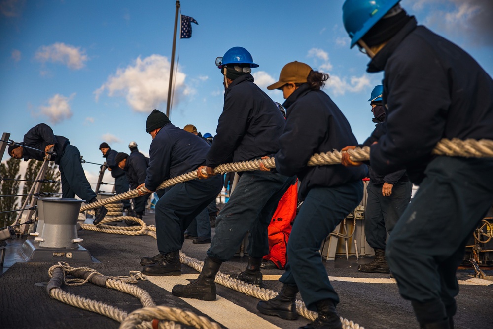 USS Paul Ignatius (DDG 117) Arrives Gdansk, Poland