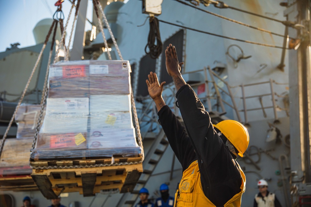 USS Paul Ignatius (DDG 117) Conducts RAS with USNS William Mclean (T-AKE 12)