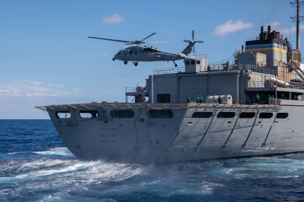 USS Leyte Gulf (CG 55) Completes Replenishment-at-Sea