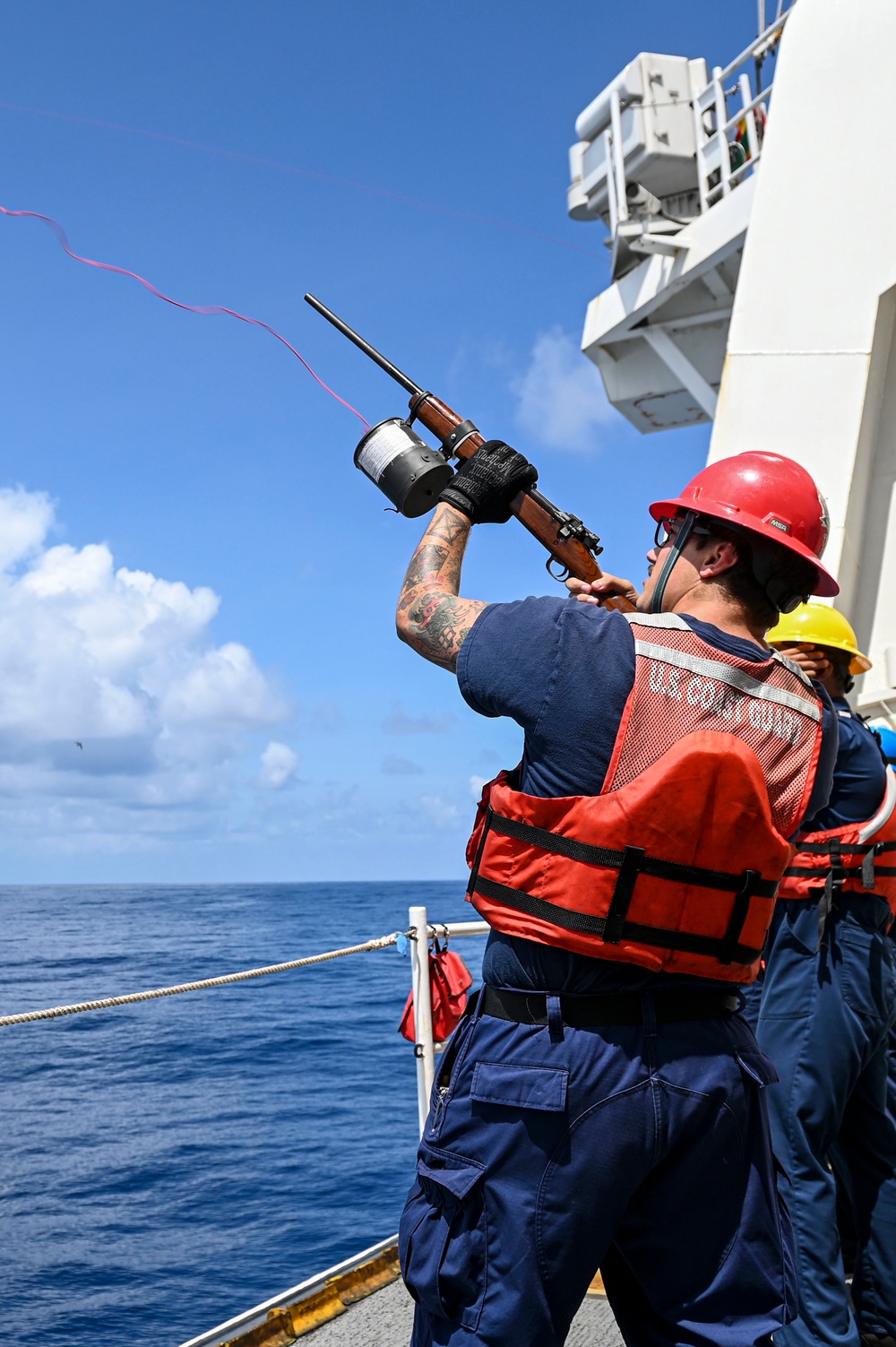 Coast Guard Cutter Midgett, Royal New Zealand Navy conduct refuel in South China Sea