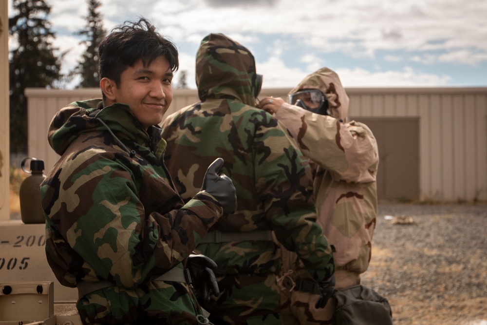 10th Homeland Response Force Guardsmen cover CBRN basics with JBLM medical detachment