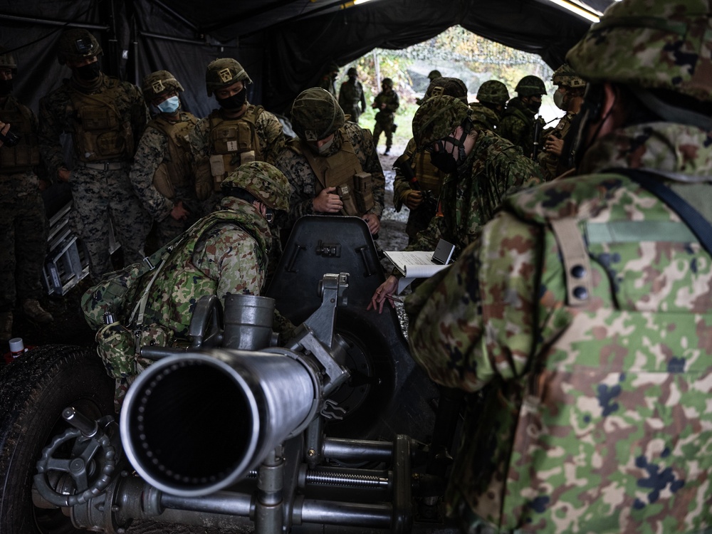 Resolute Dragon 22 | U.S. Marines and JGSDF soldiers conduct Static Weapons Display