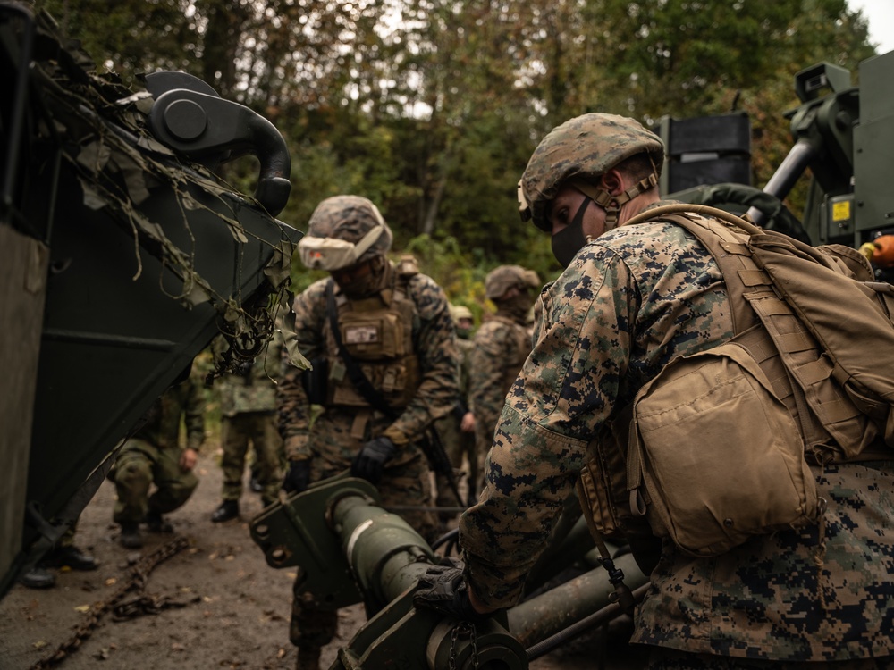 Resolute Dragon 22 | 3rd TB Marines and JGSDF Soldiers conduct Bilateral Vehicle Recovery Training