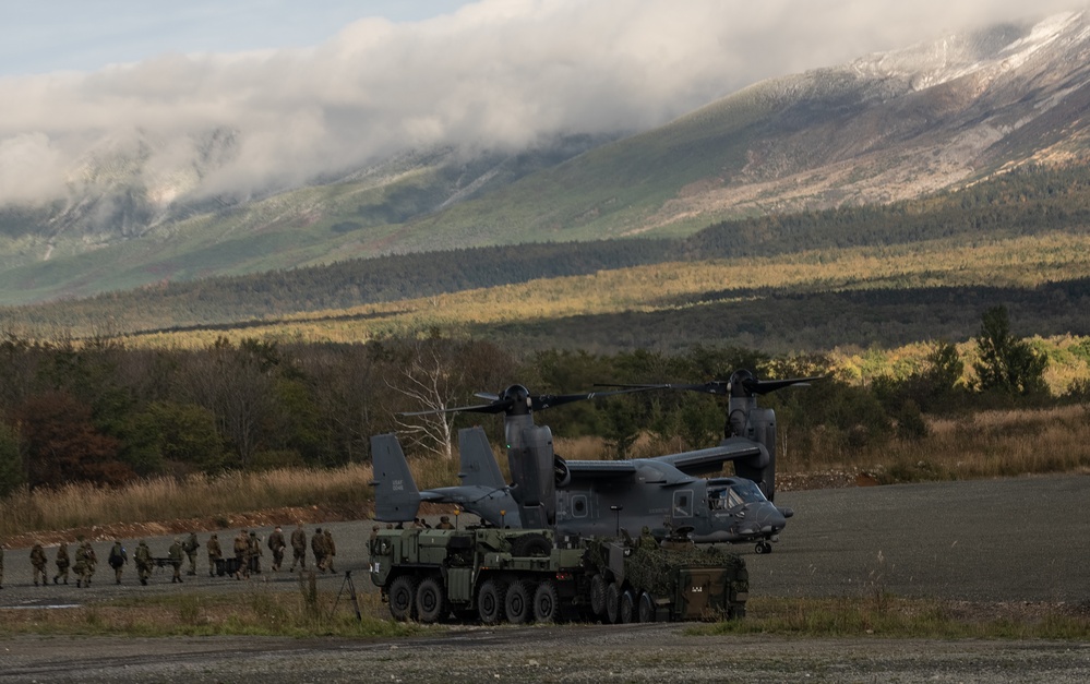 Resolute Dragon 22 | 3rd TB Marines and JGSDF Soldiers conduct Bilateral Vehicle Recovery Training