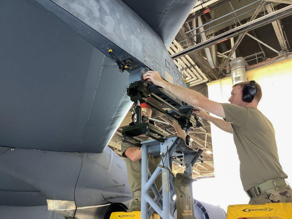 307th Bomb Wing  Airman's invention saves backs, fingers, money, and time