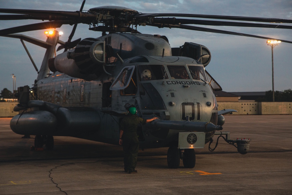 Into The Night: Marines launch CH-53E Super Stallions for night operations