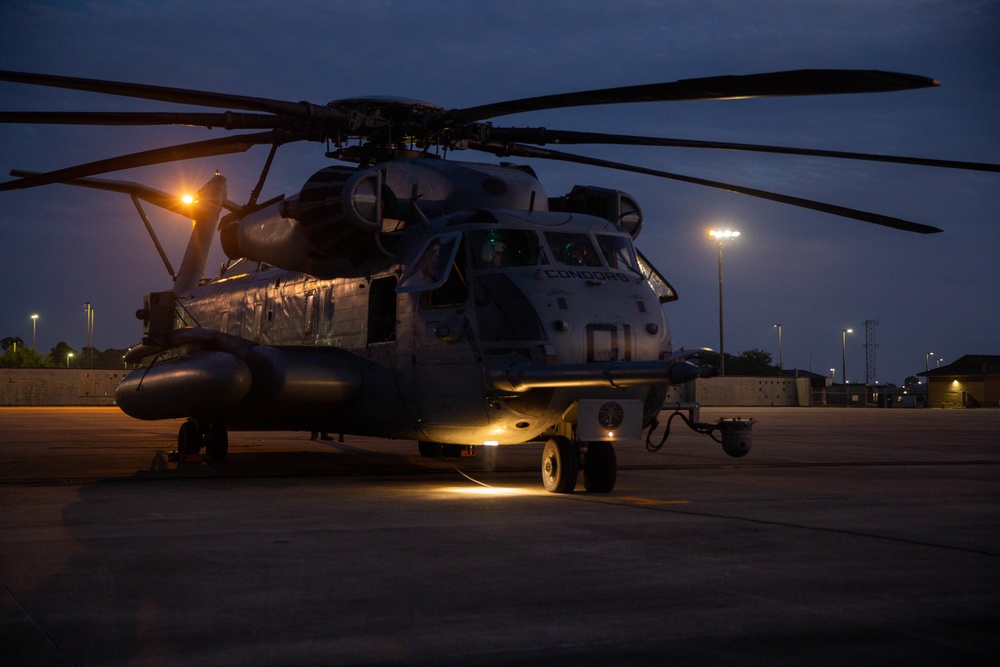 Into The Night: Marines launch CH-53E Super Stallions for night operations