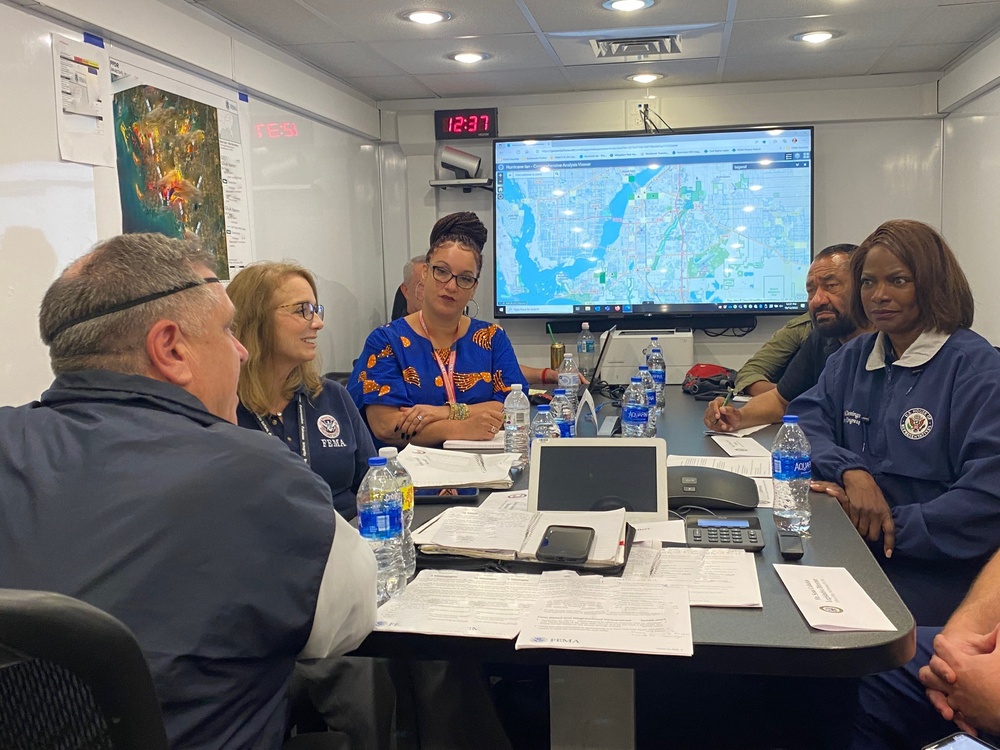 Representatives Al Green and Val Demings Visit a FEMA Disaster Recovery Center