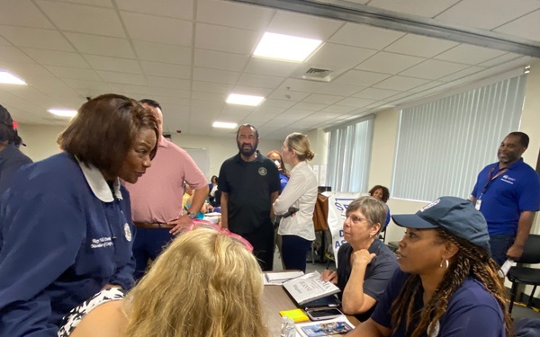 Representatives Al Green and Val Demings Visit a FEMA Disaster Recovery Center