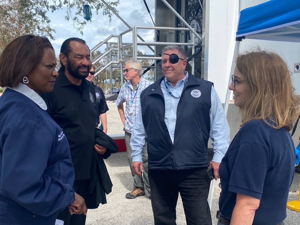 Representatives Al Green and Val Demings Visit a FEMA Disaster Recovery Center