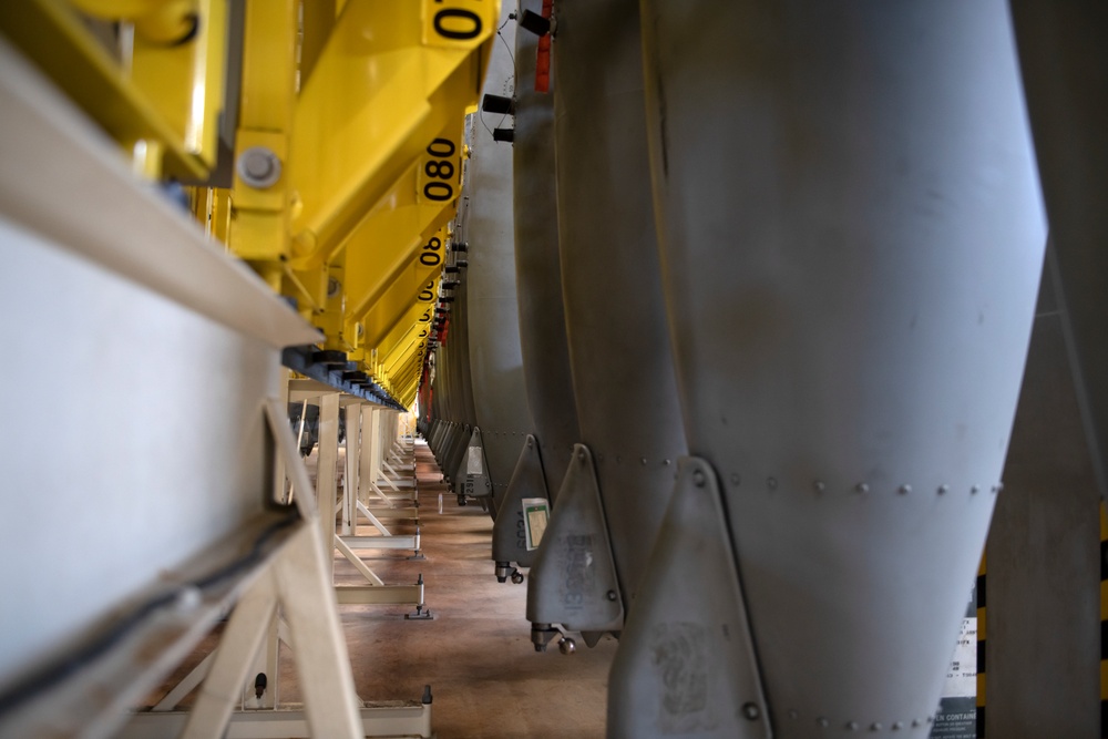 18th CMS external aircraft fuel tank storage system