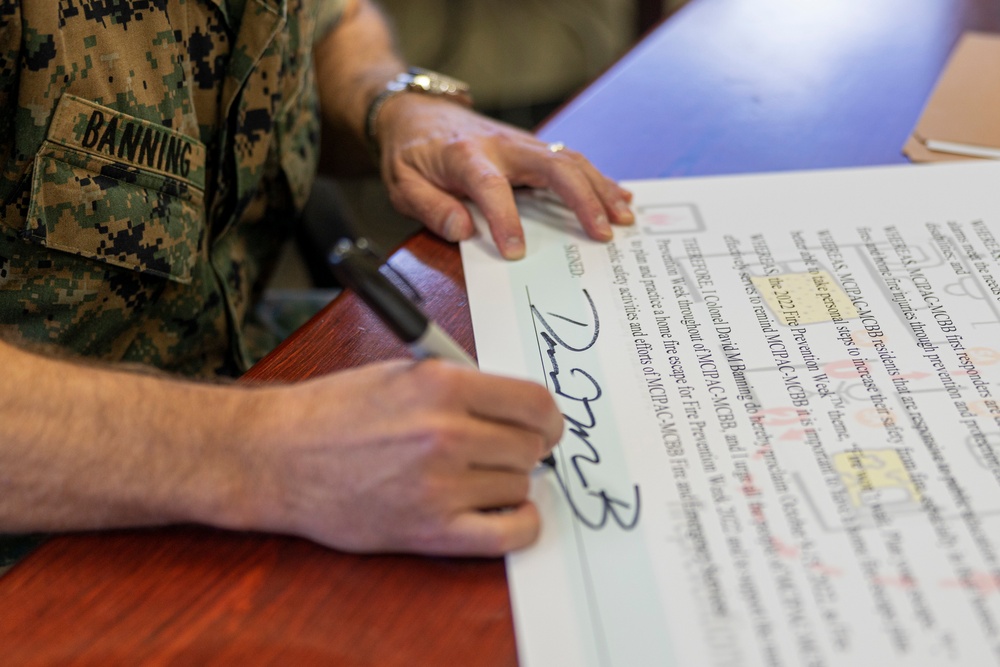 MCIPAC H&amp;S Bn Commanding Officer signs the 2022 Fire Prevention Proclamation