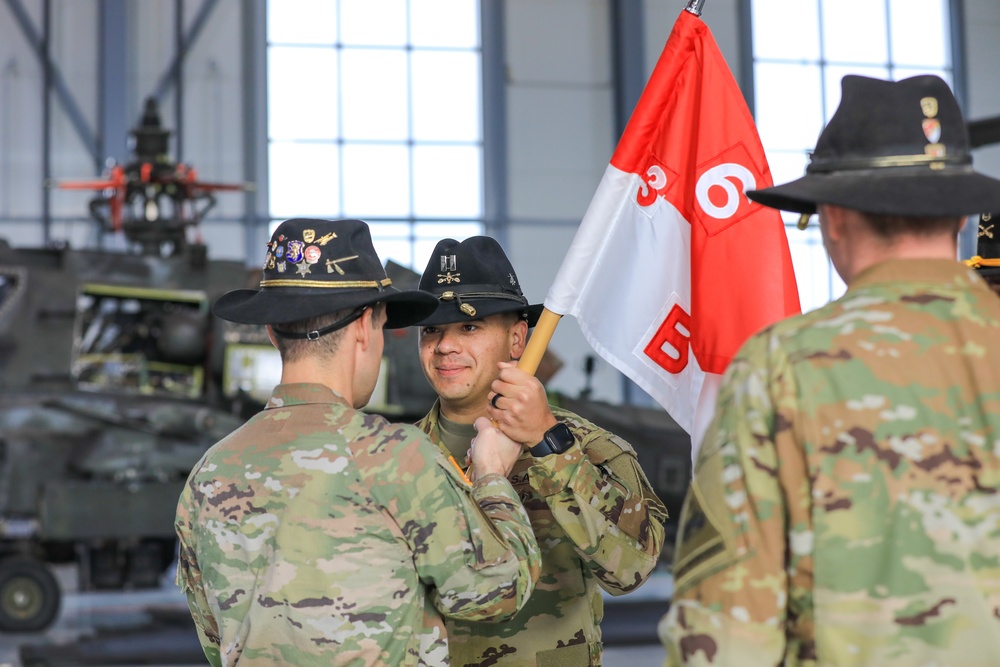 3-6 CAV Pass on their Colors in Latvia