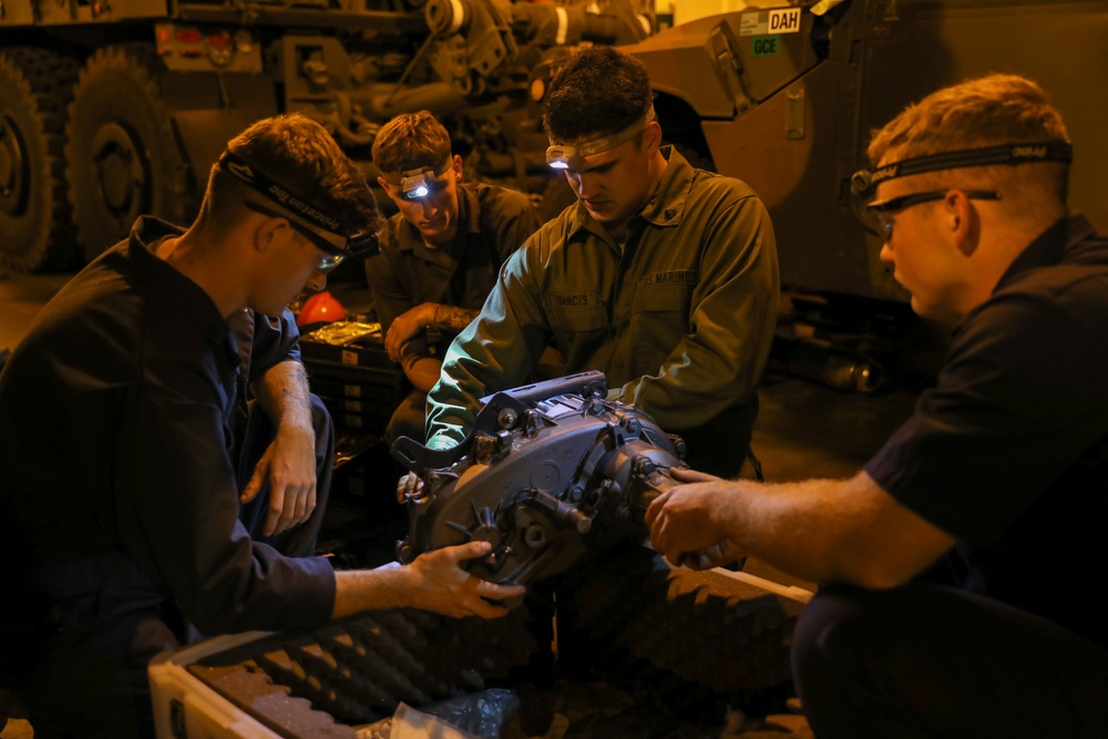 Resolute Dragon 22 | Marines and Sailors on USNS Dahl Execute Maritime Prepositioning Force Offload Efforts