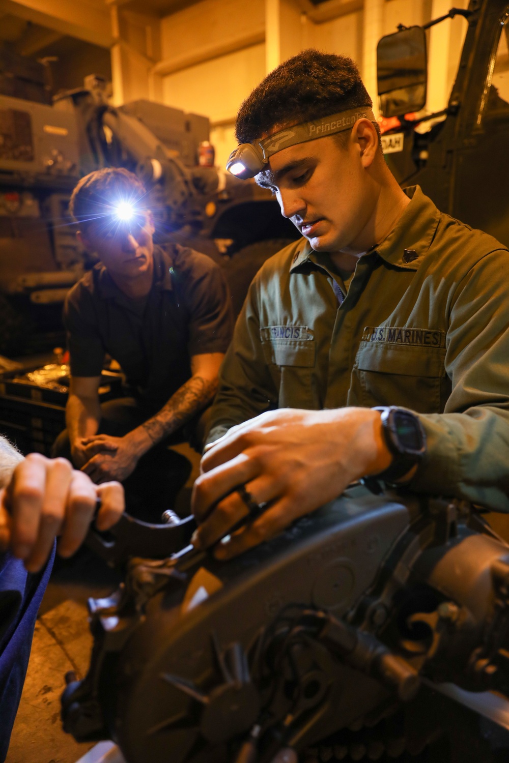 Resolute Dragon 22 | Marines and Sailors on USNS Dahl Execute Maritime Prepositioning Force Offload Efforts