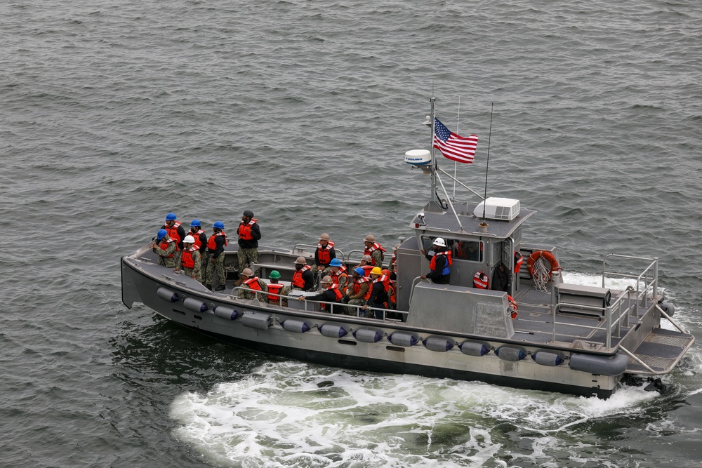 Resolute Dragon 22 | Marines and Sailors on USNS Dahl Execute Maritime Prepositioning Force Offload Efforts