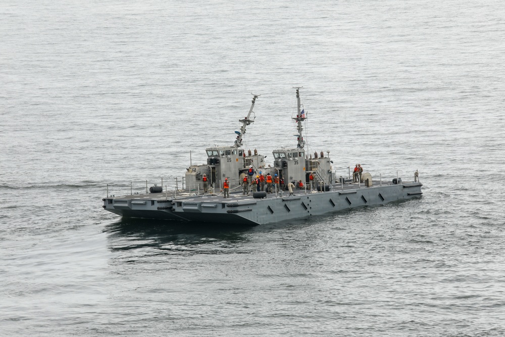 Resolute Dragon 22 | Marines and Sailors on USNS Dahl Execute Maritime Prepositioning Force Offload Efforts