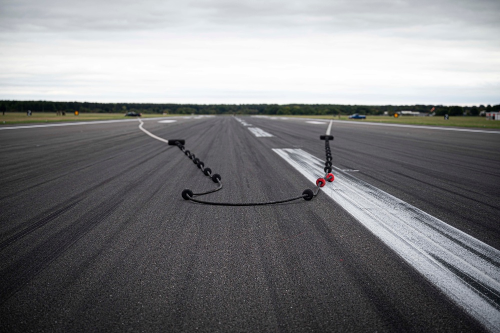 F-15E Strike Eagle catches barrier cables