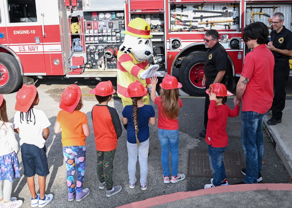 School Kids Meet Sparky On NAS Sigonella