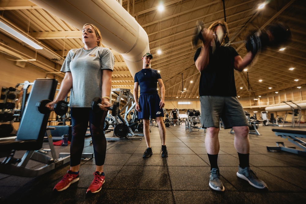 Local radio hosts train for Air Force fitness test, showcases force readiness