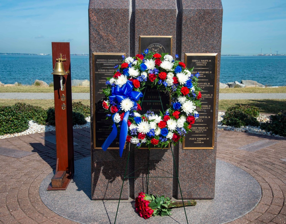 USS Cole Honors their Heroes