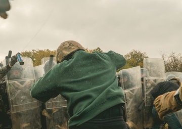 Crowd Riot Control - KFOR 31