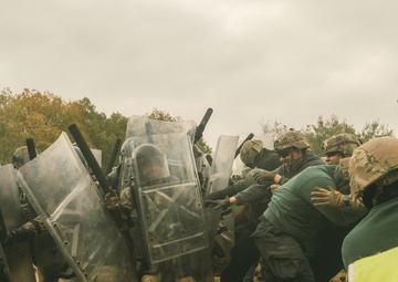 Crowd Riot Control - KFOR 31