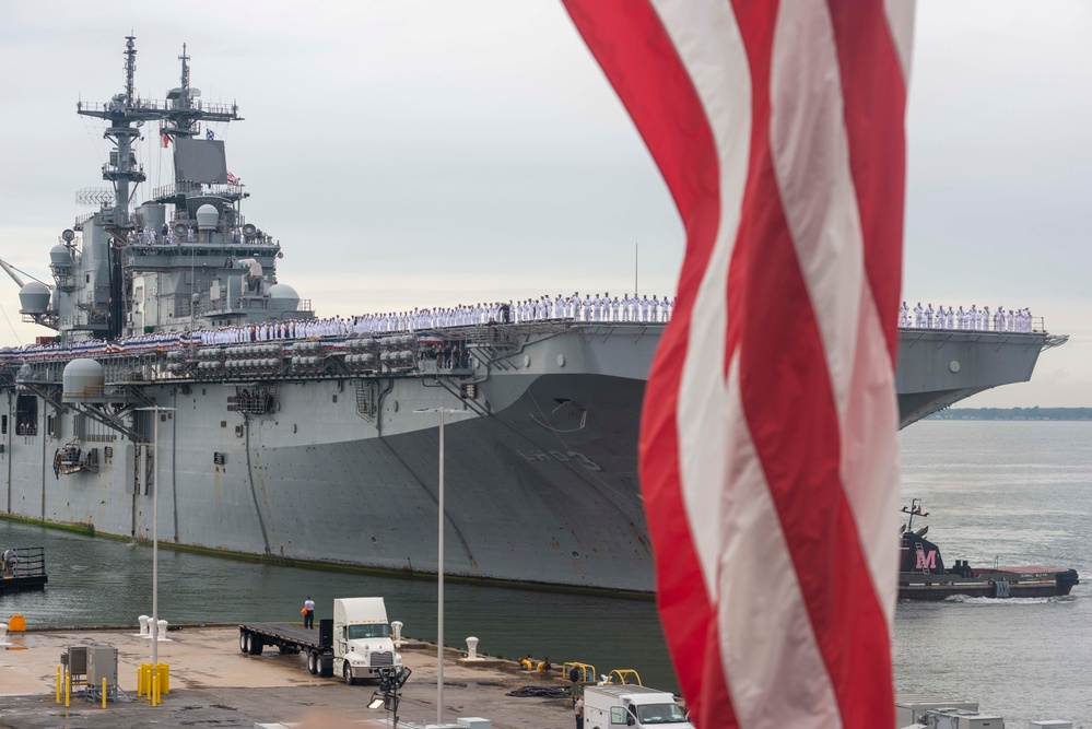 USS Kearsarge returns from deployment