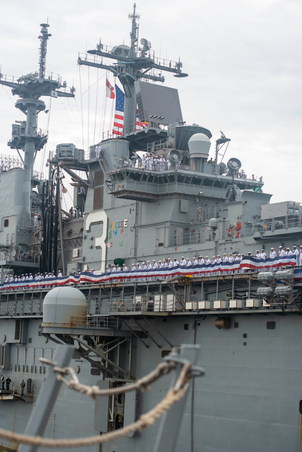 USS Kearsarge returns from deployment