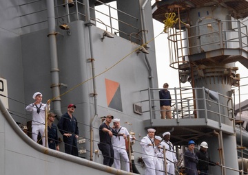 USS Gunston Hall Returns after Deployment with Kearsarge ARG