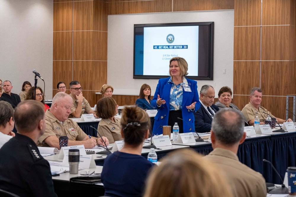 CNO Speaks At Three and Four Star Flag Officer and Spouses Symposium