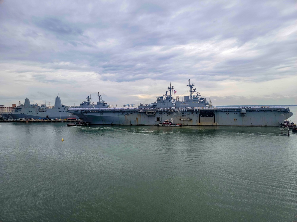 USS Kearsarge Homecoming