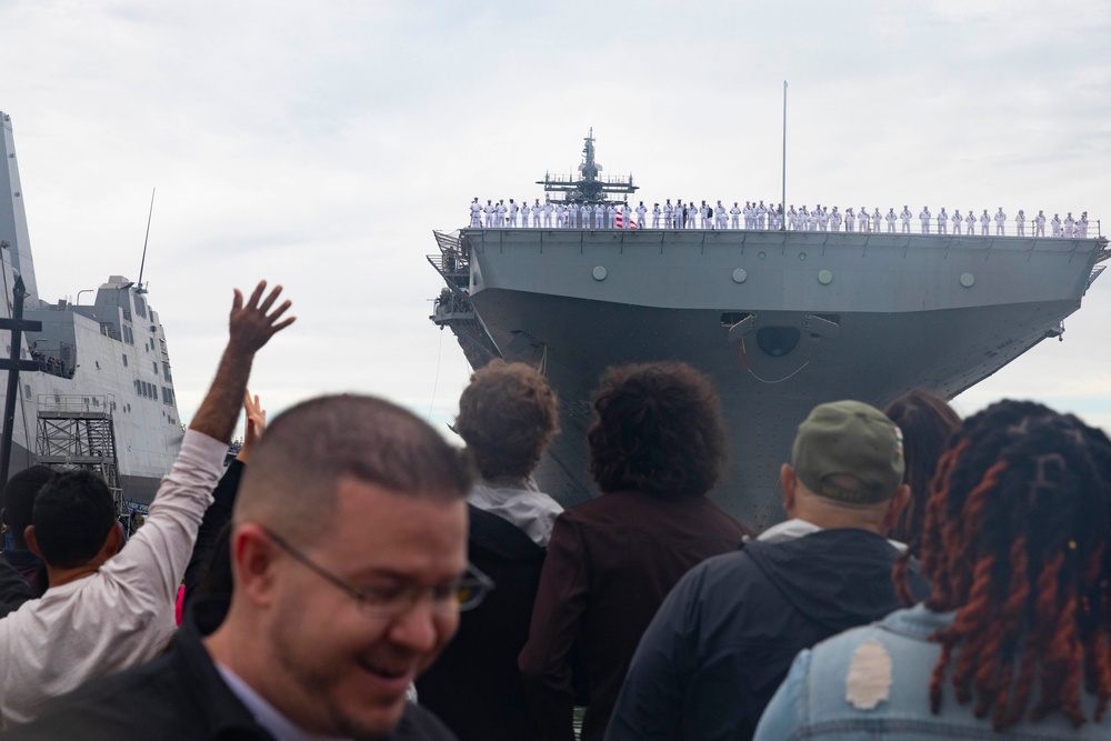 USS Kearsarge Homecoming