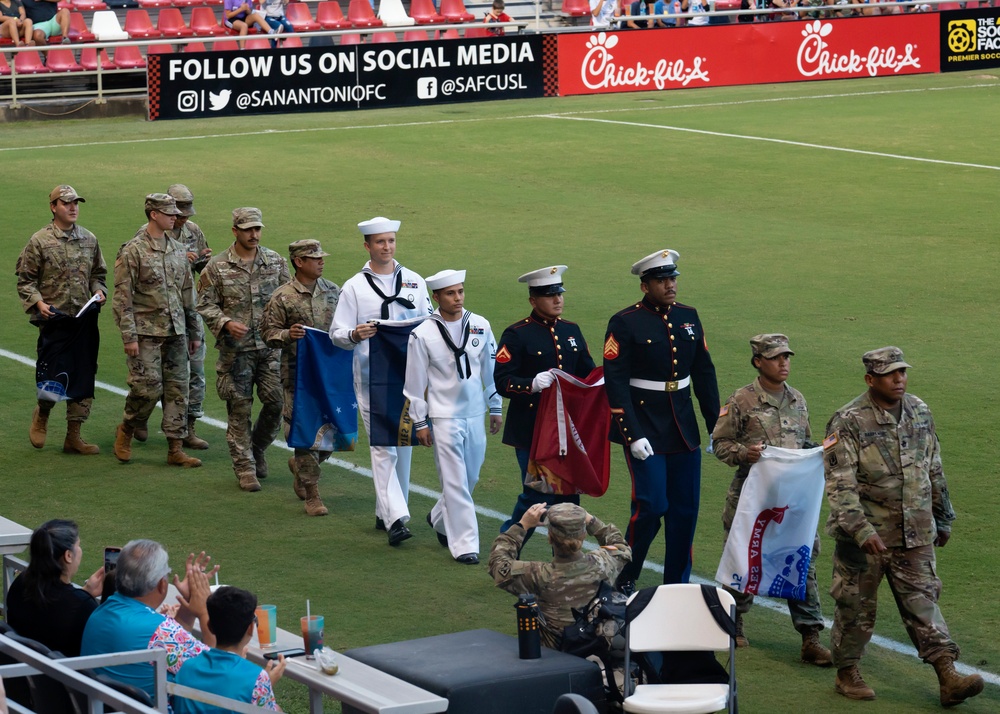 DVIDS - Images - Navy Talent Acquisition Group San Antonio Supports  Military Appreciation Football Game and Conducts Halftime Swear-In Ceremony  [Image 6 of 12]