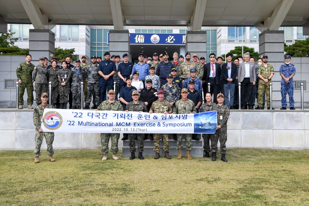 Commander, Naval Forces Korea Hosts Annual Mine Warfare Symposium