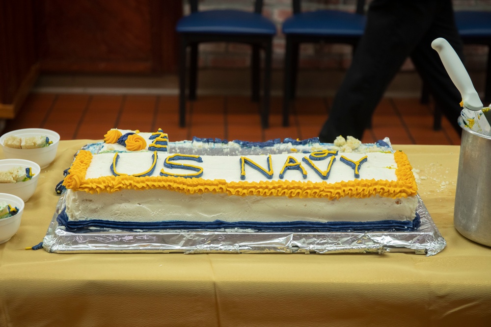 Anderson Hall: 247th Navy Birthday Meal