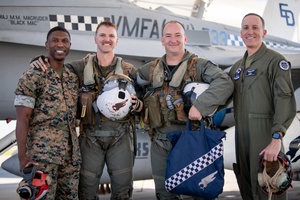 VMFA-112 Arrive at MCAS Iwakuni