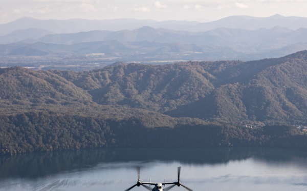 VMM-265 conducts Low Altitude Tactics training at 300 feet